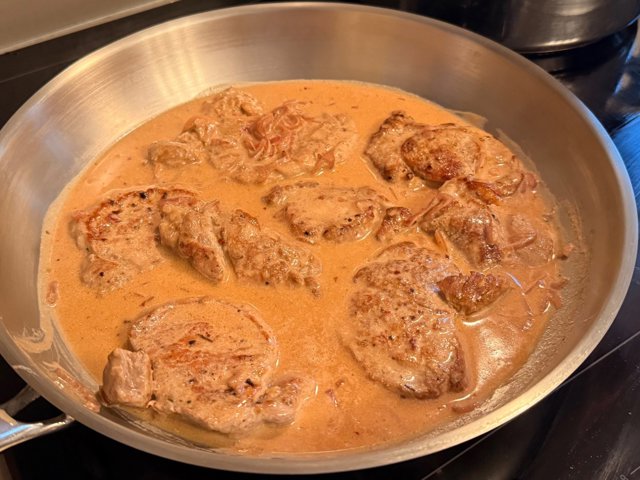 Pork Medallions With Shallot Cream Sauce